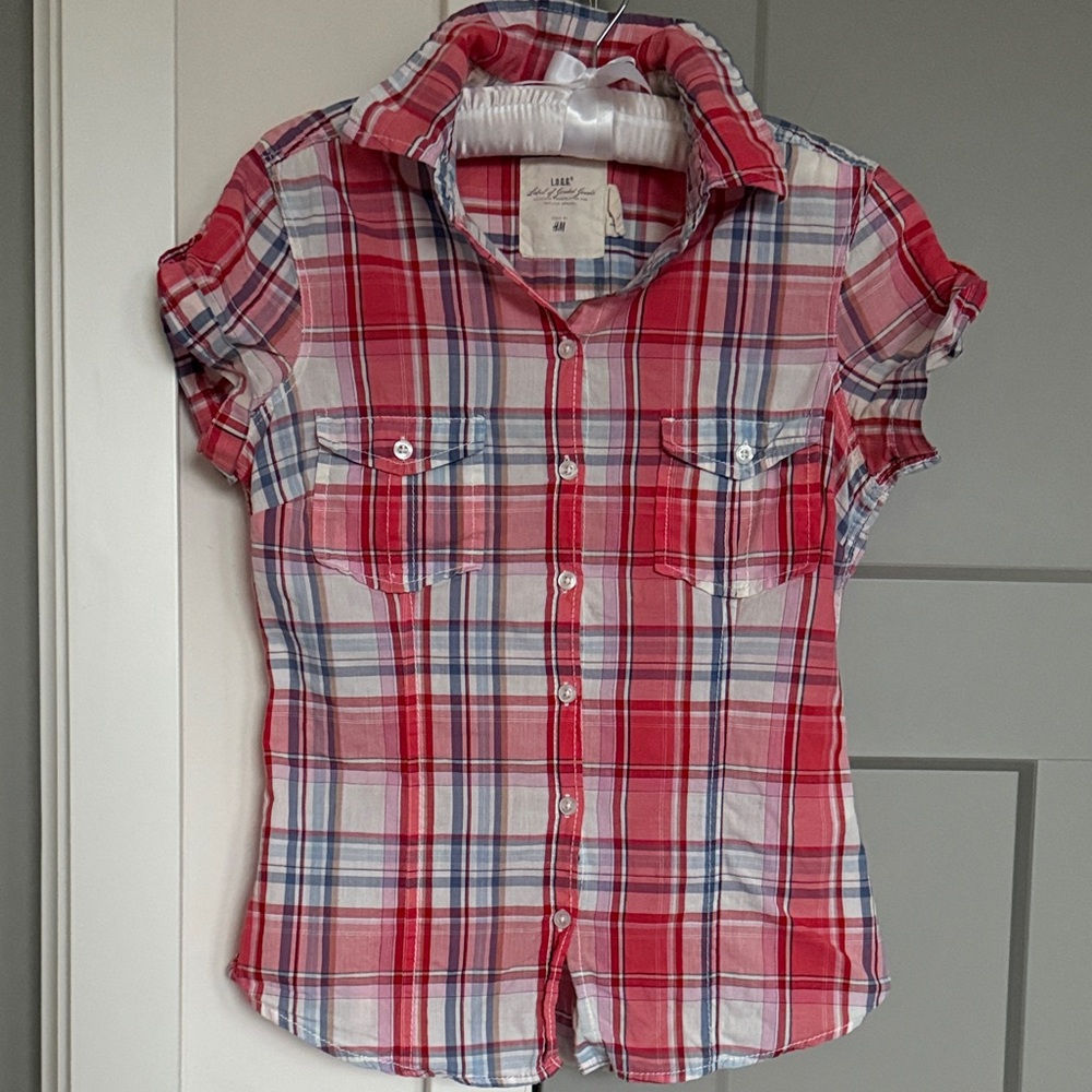 H&M Women's Red and Blue Plaid Button Down Shirt